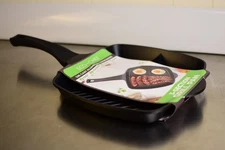 Eco-Chef Die Cast Aluminum cookware 3-Section Grill Pan. 
