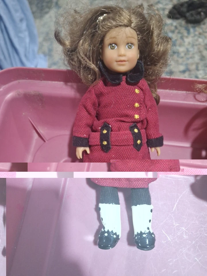 American Girl Mini Doll Set 4 Mini 6-inch Dolls - Image 2 of 4