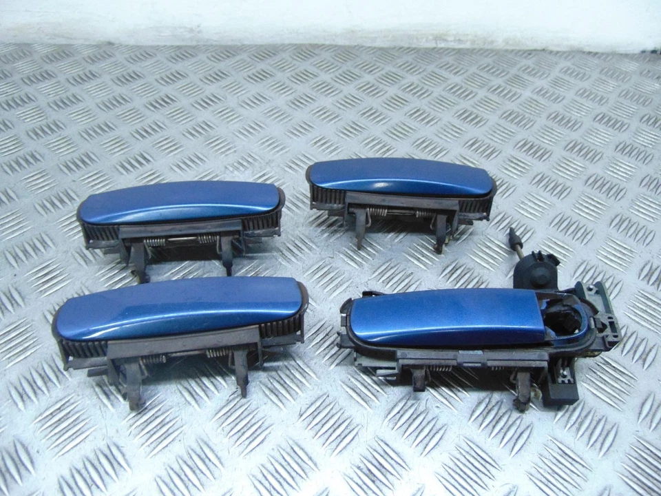 Juego de 4 manijas de puerta exterior Audi A4 código de pintura 2y / Z5c azul B7 2001-2006N Foto 2 de 4