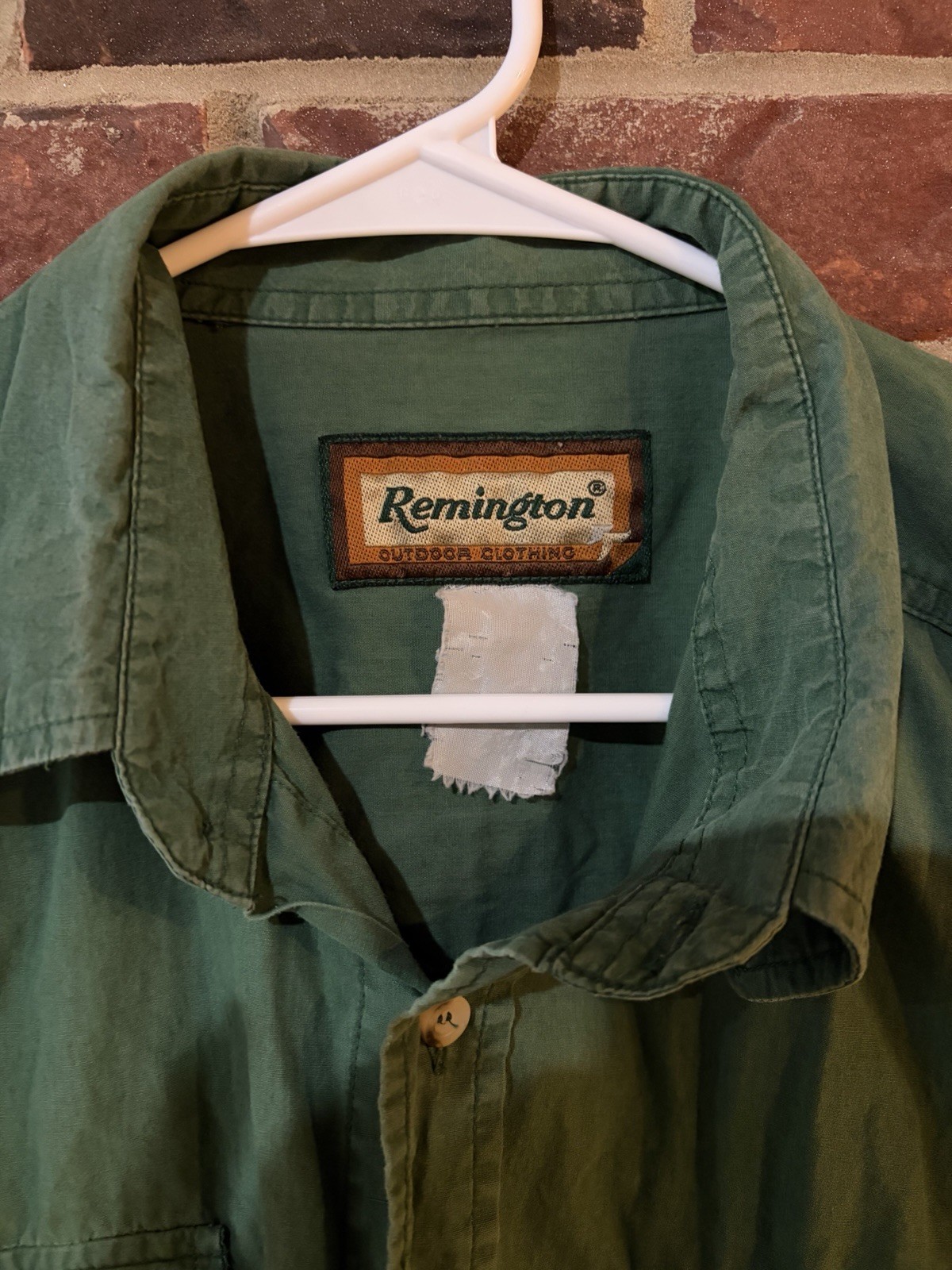Remington Solid Green Cotton Button-Up Outdoor Me… - image 2