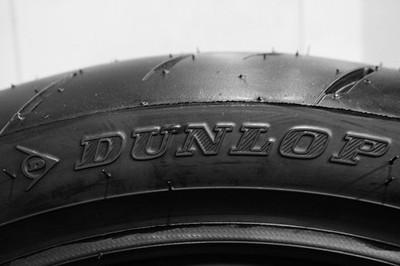 KAWASAKI NINJA ZX-6R DUNLOP SPORTMAX GPR-300 TWO TIRE SET 120/70