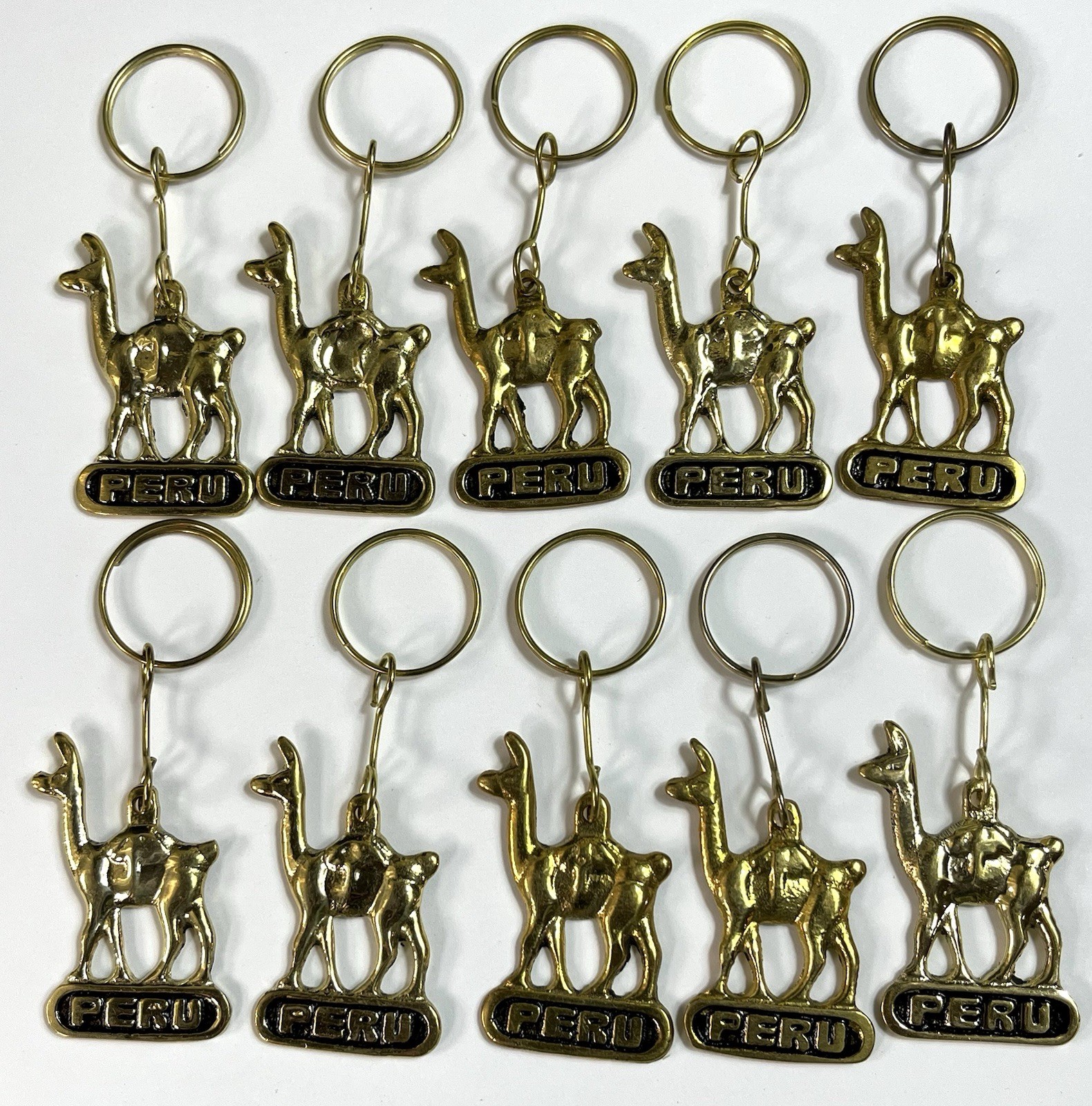 Lot 10 Pieces Gold Tone Llama Keychain with Peru Engraving – 2.75 Inches – New