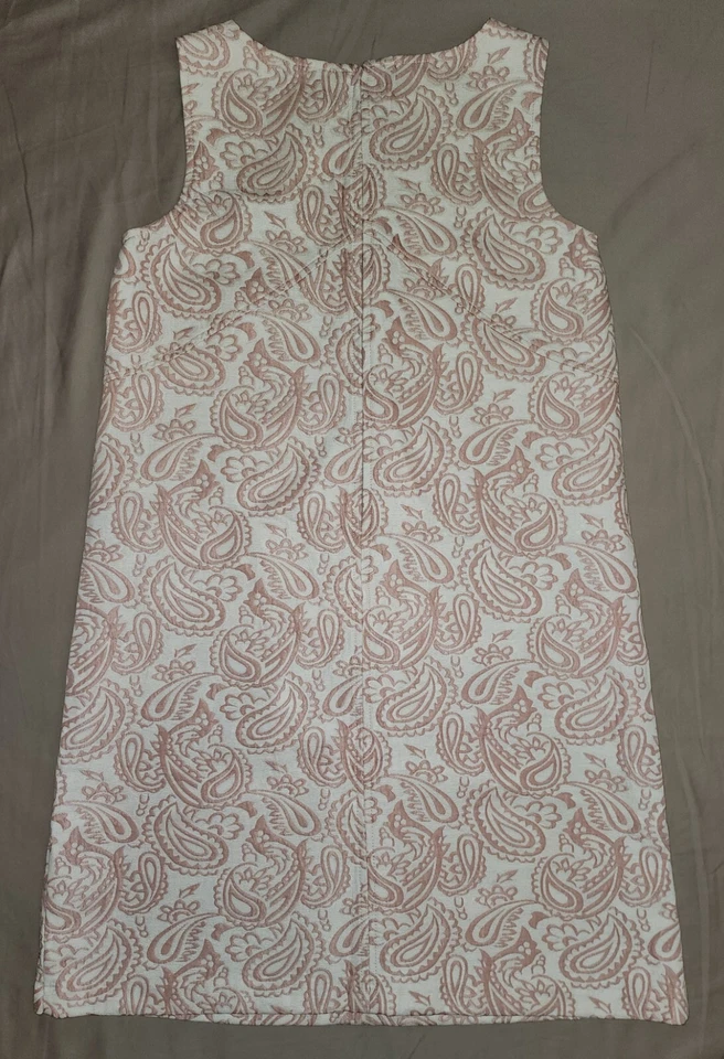 Vestido Victoria Beckham para menina alvo tamanho XL (16) rosa e branco *edição limitada* - Imagem 2 de 4