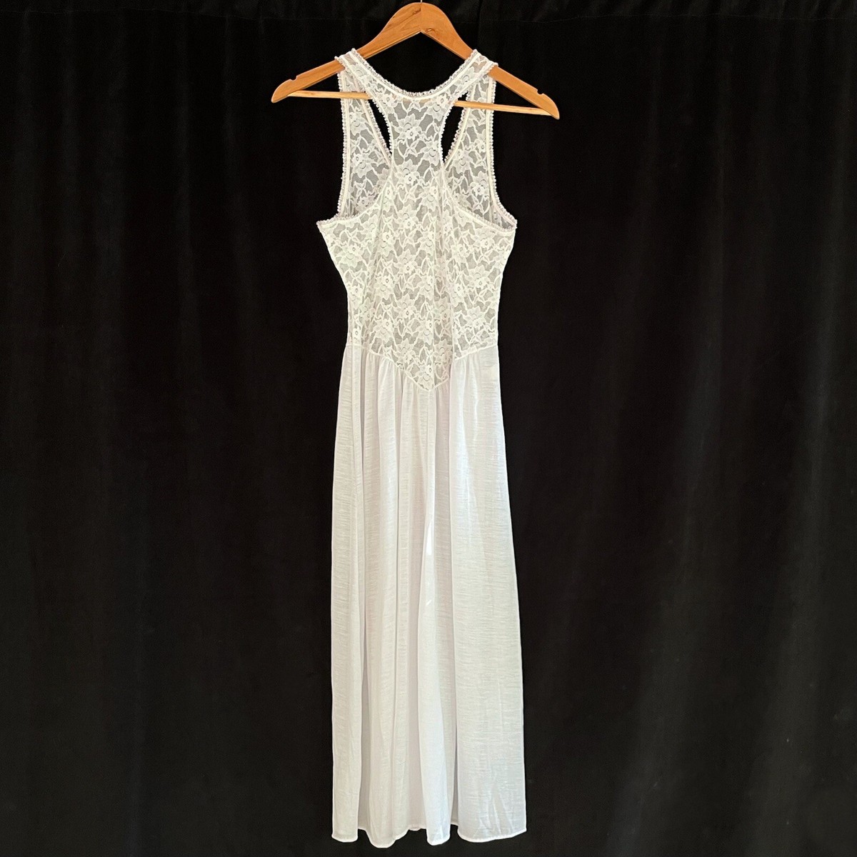 Vintage 70's Victoria's Secret Gold Crown Label Union made White