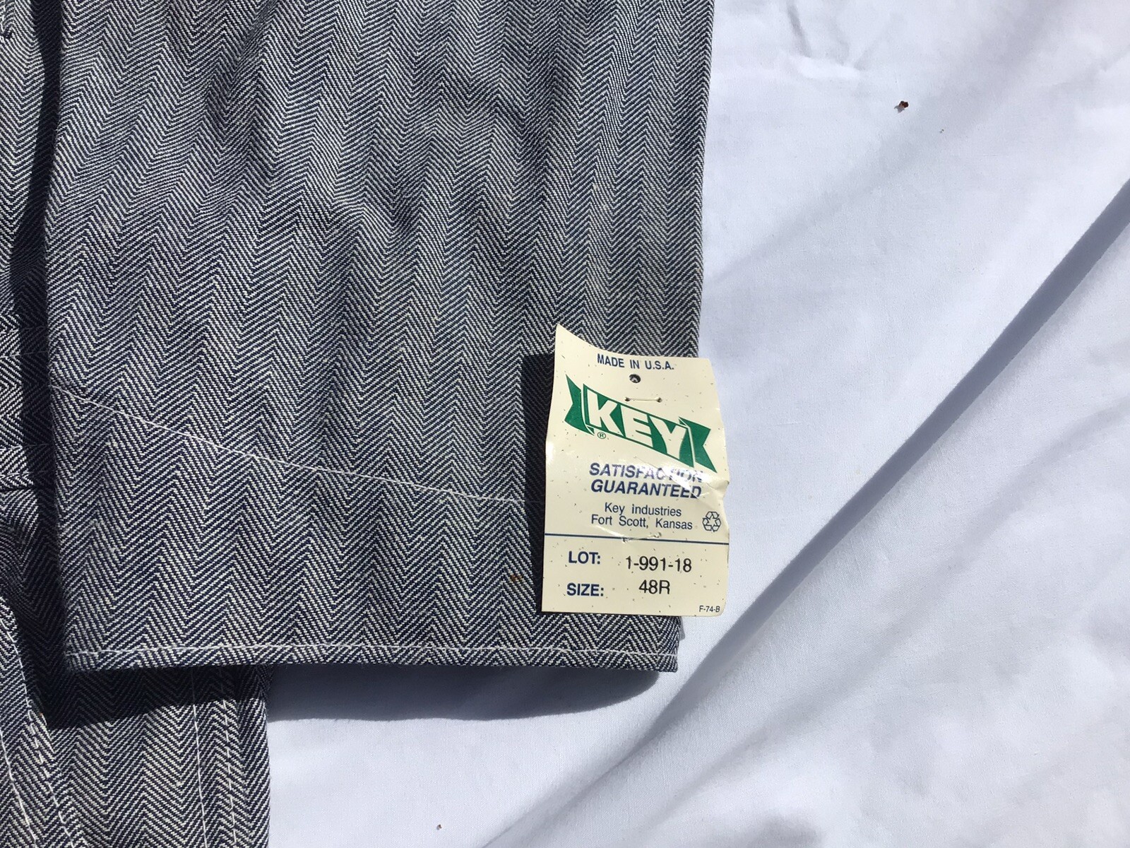 NOS. Key Brand Men's Gray Fisher Stripe Unlined Long-Sleeve Coveralls 48R Vintg image 5