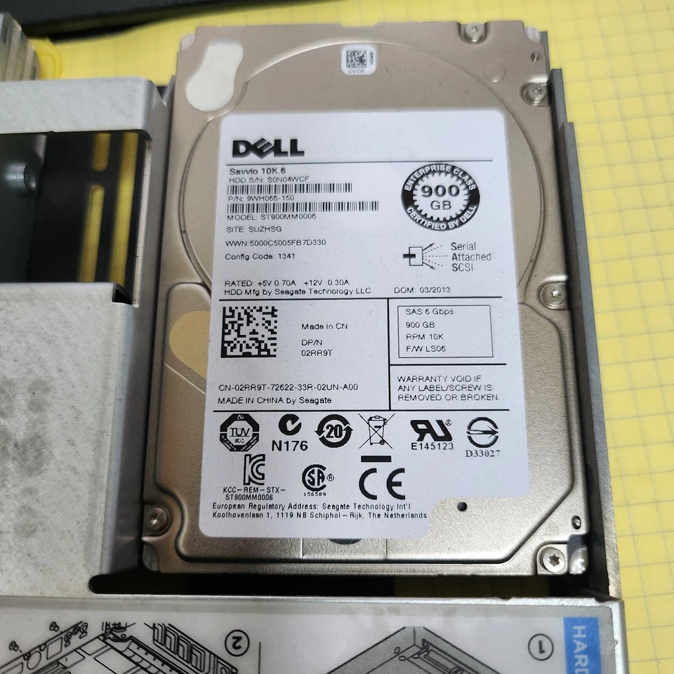 4x Dell 2RR9T 900GB 10K RPM SAS 2.5" Hard Drive in F238F 3.5" R series Tray - Image 3 of 4