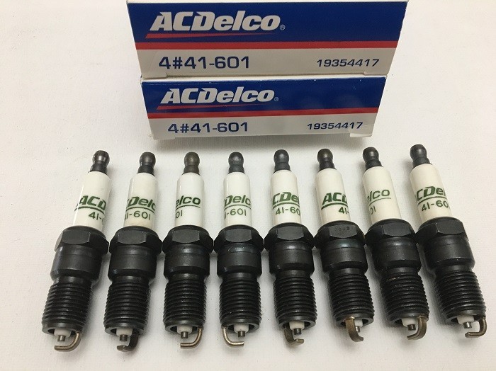 AC Delco Conventional Spark Plugs 41-601 - Pack of 8 Spark Plugs