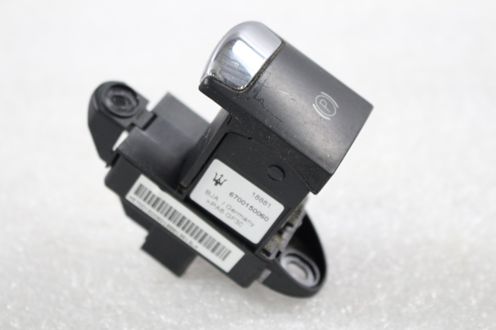 Maserati Quattroporte 2014 Parking brake switch P/N 670015006