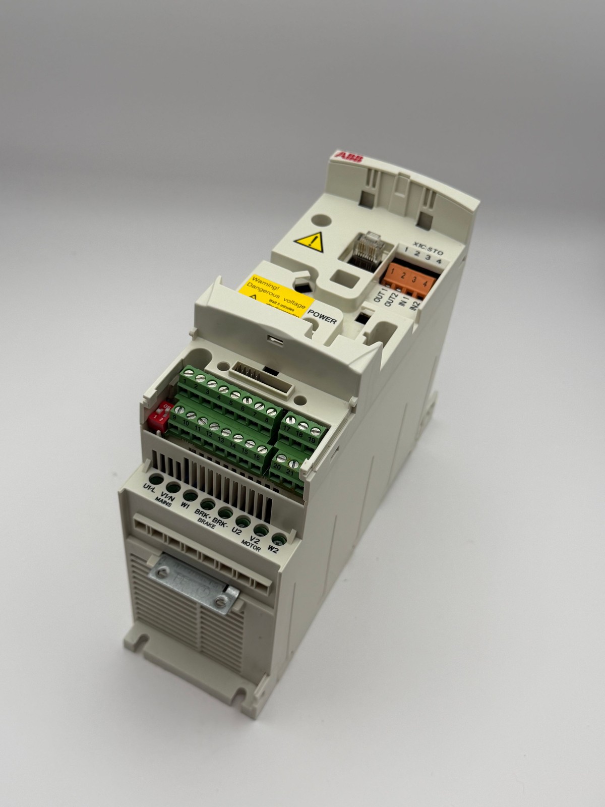 ABB ACS355-03U-04A1-4 ACS300 AC Drive