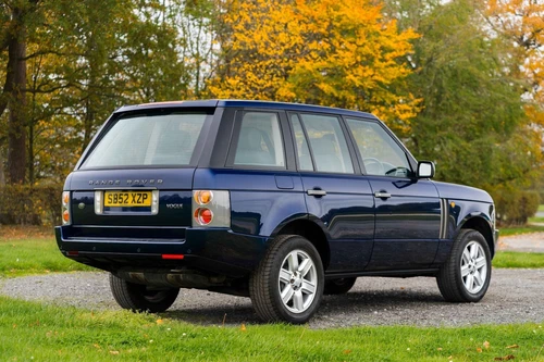 2002 Land Rover Range Rover 4.4 V8 VOGUE 4dr Auto ESTATE Petrol Automatic - Picture 3 of 17