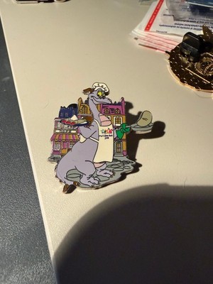 Disney Pin Epcot International Food & Wine Festival 2008 Chef Figment LE