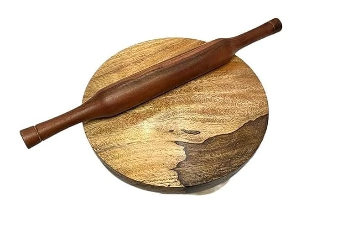 Wooden Chakla Belan Set Chakla -10 inch Diameter & Belan-12 inch Roti Maker
