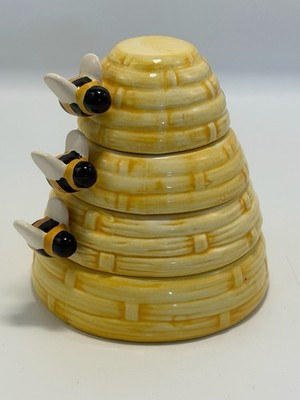 Ceramic Yellow Beehive 4 pc Stacked Measuring Cup Set Bees Kitchen Bee Hive