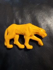 DC Comics Yellow Panther 1993 Catwoman Batman...