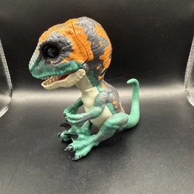 WowWee Fingerlings Untamed Raptor Dinosaur Figure Toy Orange Green Tested Works!