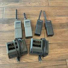 4 Motorola Walkie Talkie Handheld Radios HT90 & Radius P100 W/2 HT90 Docks PARTS