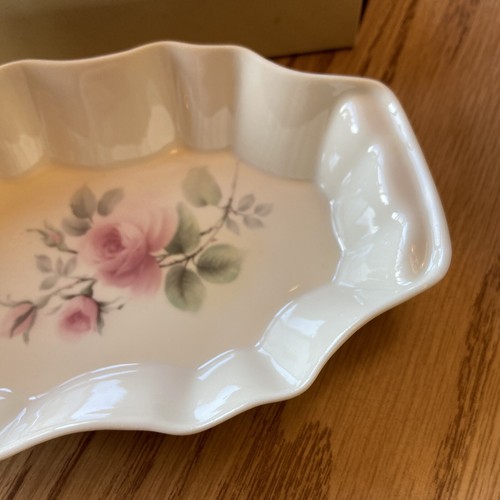 Vintage Donegal® China Ireland Irish Parian #9096 Roses Trinkets DISH #H - Picture 3 of 12