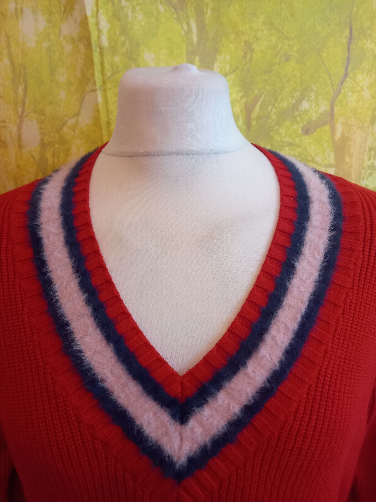 Mango Basics V Neck Jumper. UK women's size Medium thumbnail 2