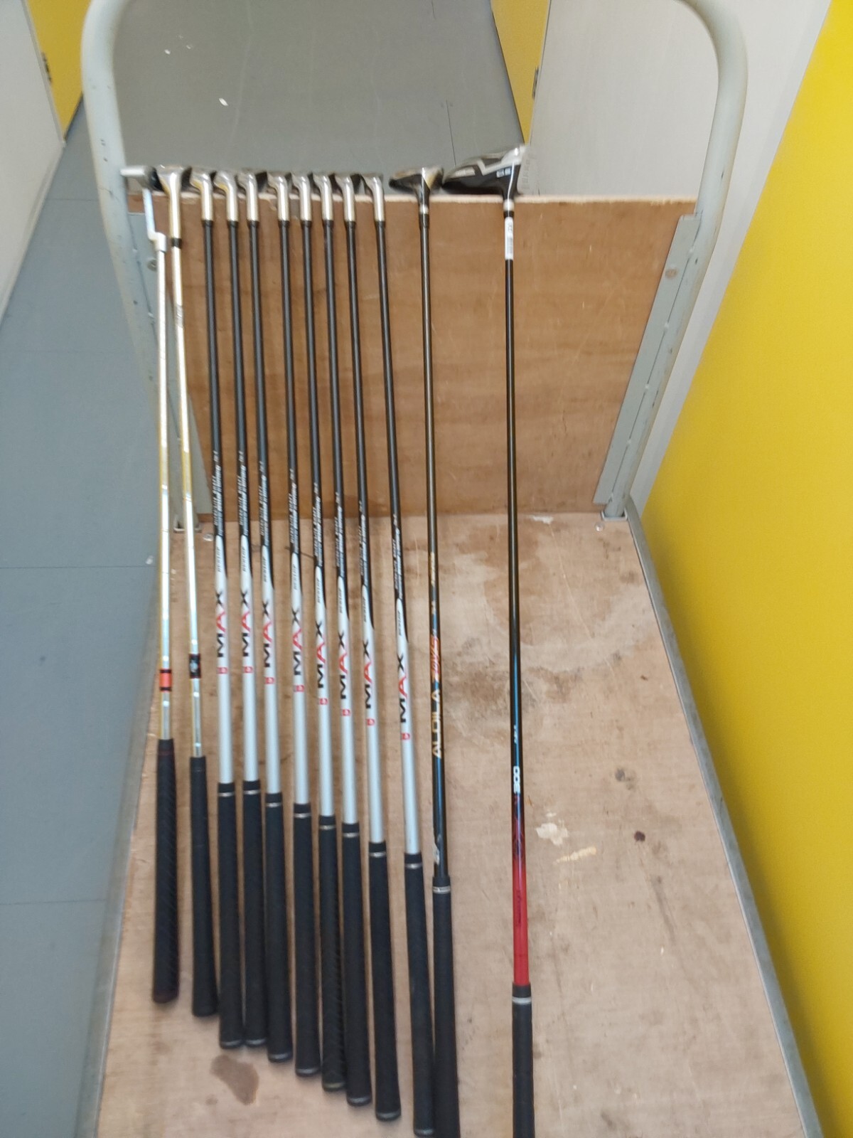 Set Of Dunlop Max Golf Clubs 49 Irons, PW, SW And Putter. eBay