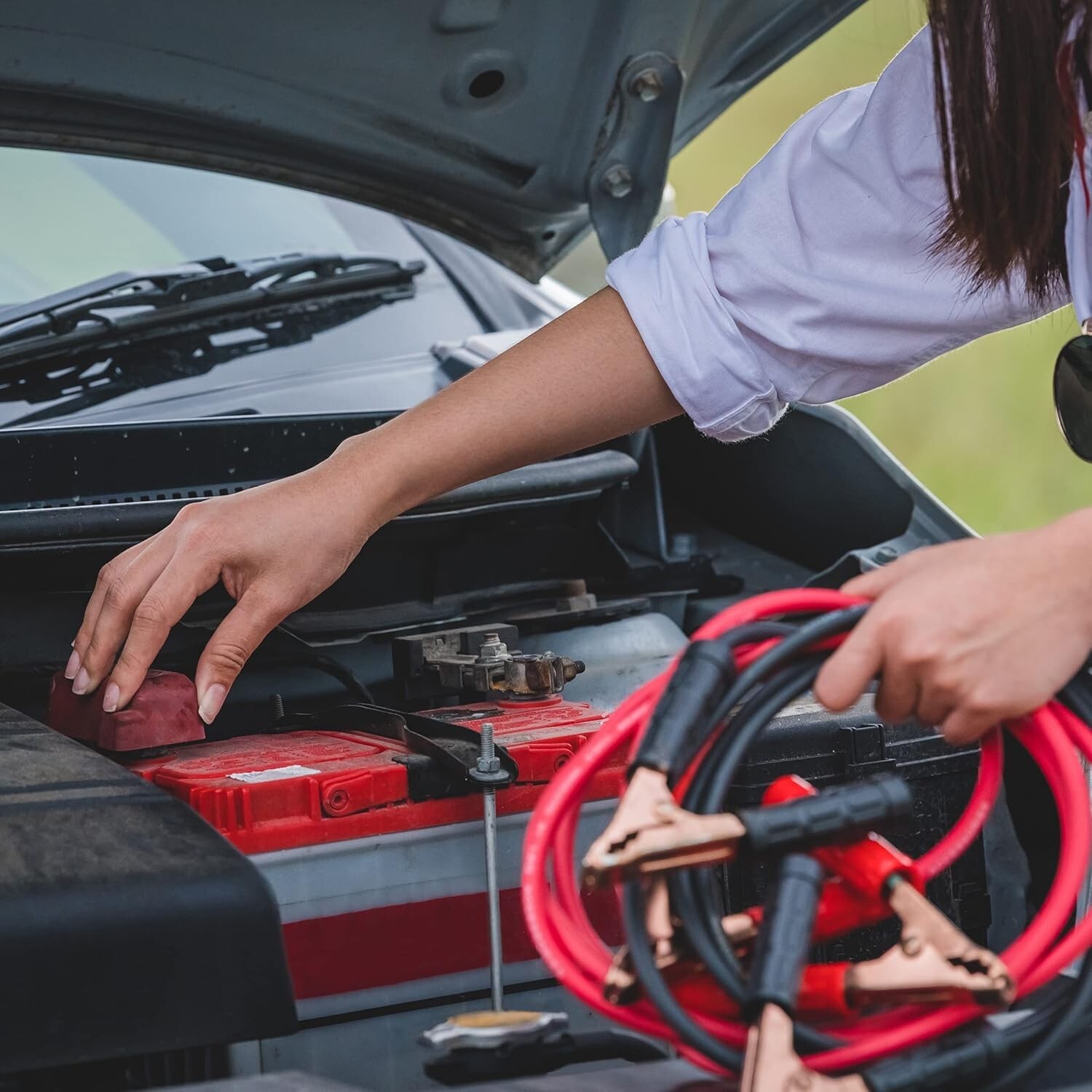 Emergency Roadside Assistance Kit - 30 Pieces for Confident Driving and Safety