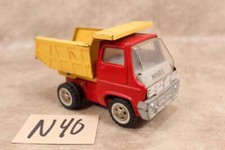 N40 VINTAGE 1968 RED  YELLOW MARX PRESSED STEEL DUMP TRUCK