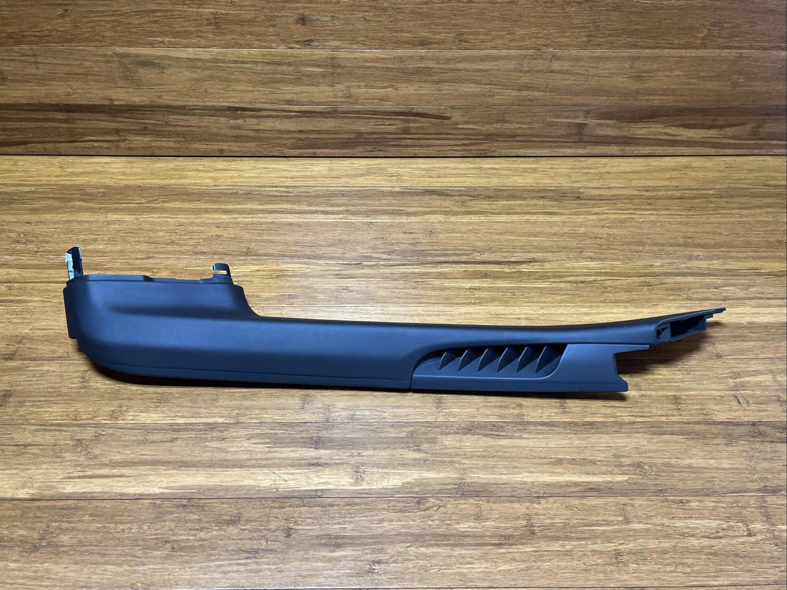 2017-2023 Rolls Royce Dawn RR6 Front LH Left A-Pillar Trim Cover OEM NOTE 739905