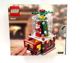 New LEGO Snowglobe Seasonal Set 40223 Limited Edition
