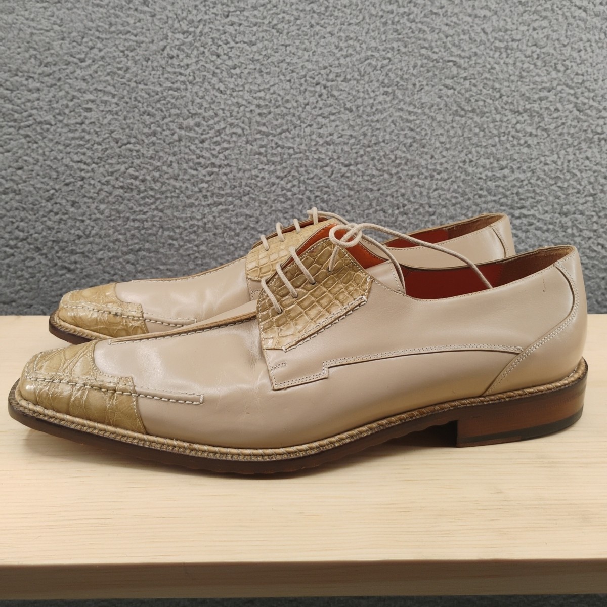 beige dress shoes Men`s Beige Casual Slip-On 9.5 / Beige