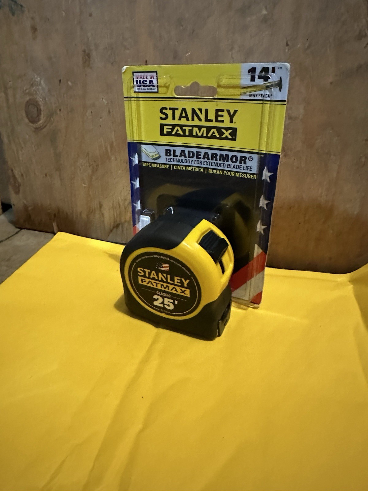 25 Ft Measuring Tool Roll Ruler Lock