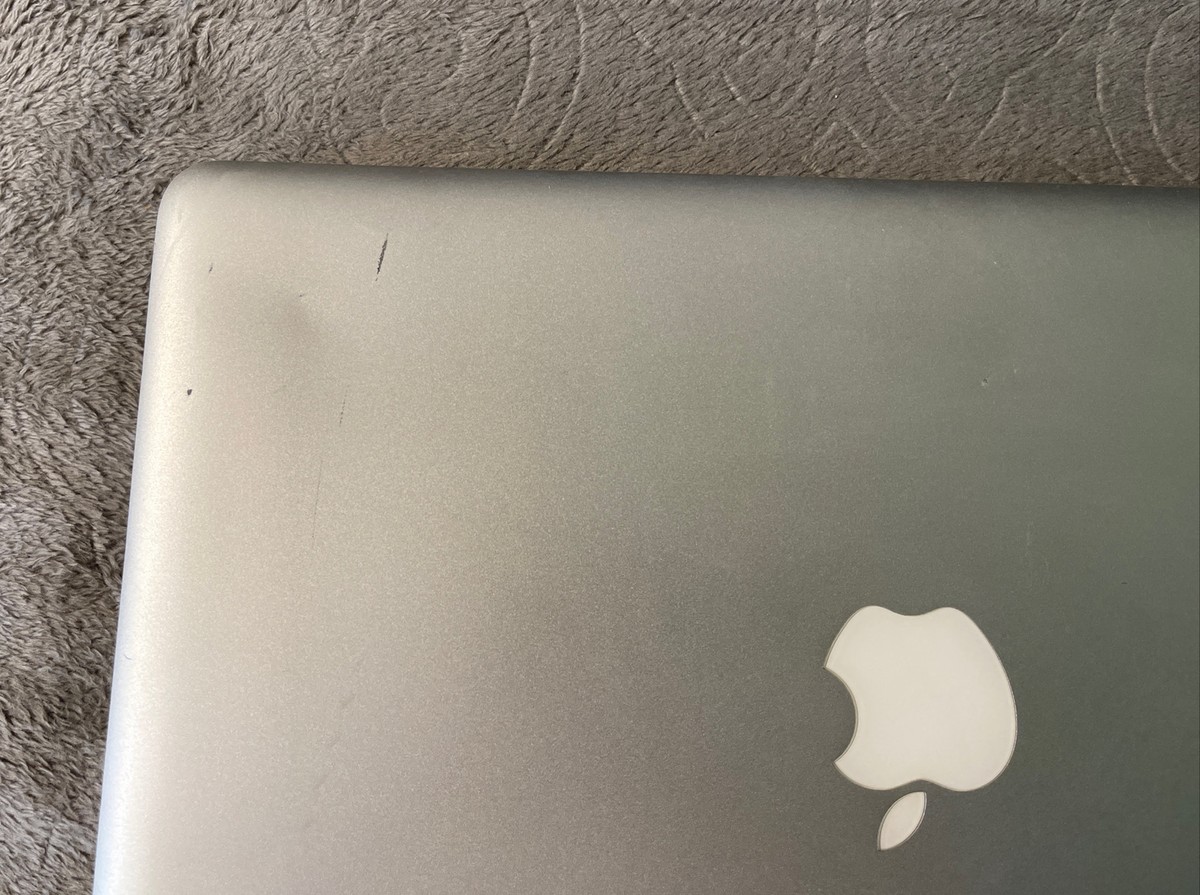 Apple MacBook Pro 13 Apple MacBook Pro 13