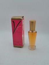 Vintage V by Vanderbilt Eau de Parfum Spray 0.8 Fl Oz 25mL COSMAIR
