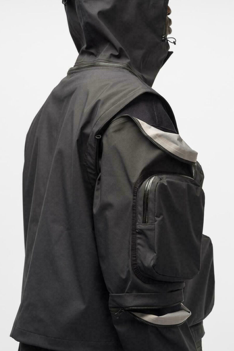 Nike x Undercover NikeLab 2-in-1 Parka Jacket -Black -Size M Nike x Undercover NikeLab 2-in-1 Parka Jacket -Black -Size M