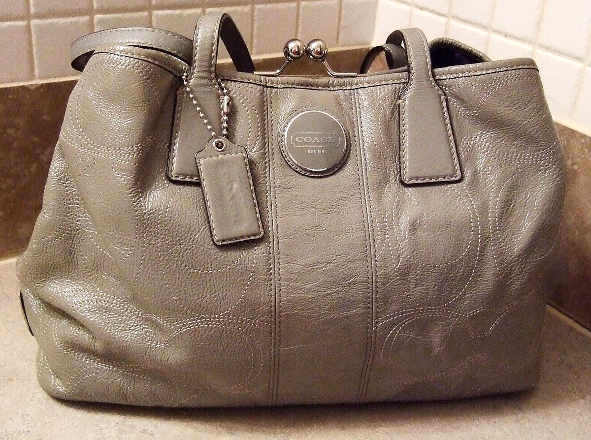 Authentic Coach Gray/Silver Kiss Lock Handbag Purse F1182