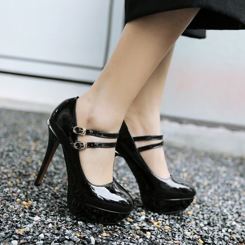 black round toe platform heels