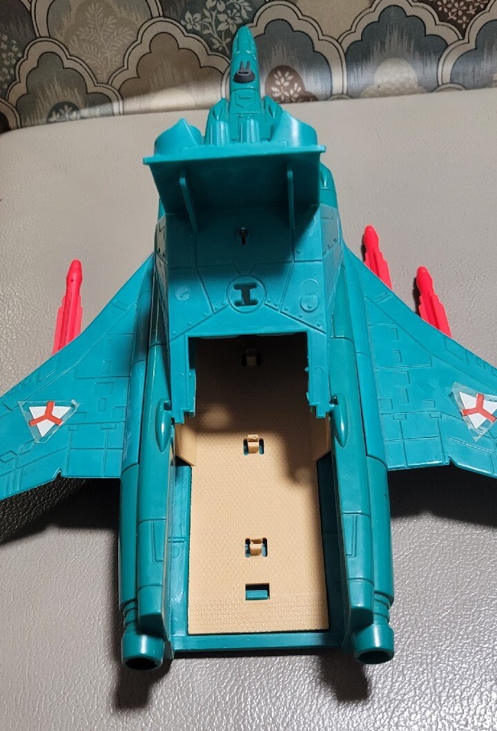 Kenner Mega Force - Backlash Unité De Combat Aérien & Char Triax - LP264 - Occasion