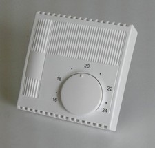 Tekmar Wohnungsstation für die Referenzraumregelung bei den Reglern der Serie 22