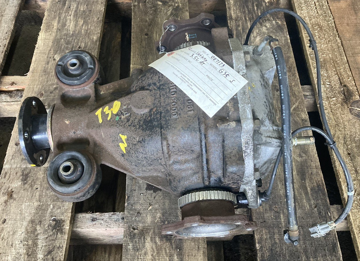 2003-2005 Infiniti G35 A/T RWD Rear Carrier Differential 3.35 Ratio AXLE
