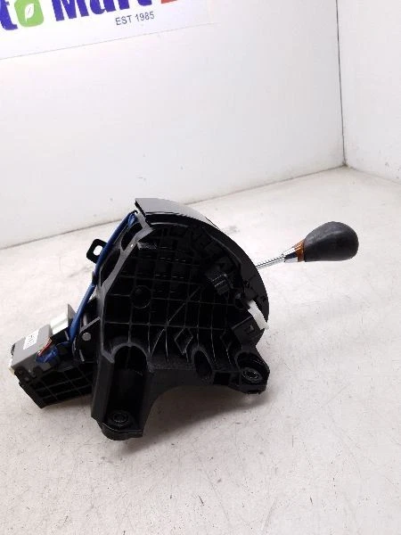 2010 LEXUS RX350 RWD AT AUTOMATIC TRANSMISSION SHIFTER - Image 3 of 4