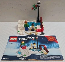 LEGO- CREATOR- WINTER SKATING SCENE- 40107- 100% COMPLETE- 2014- LIMITED EDITION