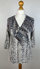 JOACHIM BOSSE Damen Gr. 5 / 42 hübsches Stretch Jersey Shirt Wickel-Optik 0A1