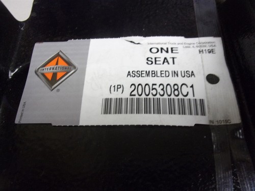 2005308C1 NEW OEM INTERNATIONAL REAR SPRING SEAT 3.4 DEGREE 2005308C2 2010483C1 - Picture 2 of 3