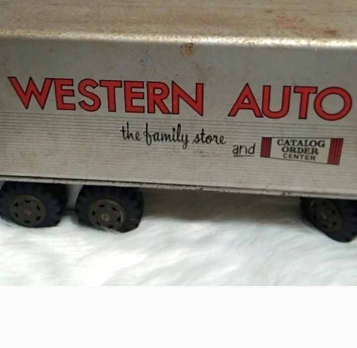 VENTA Semirremolque y remolque vintage de colección Marx The Western Auto Stores años 50 Foto 4 de 4