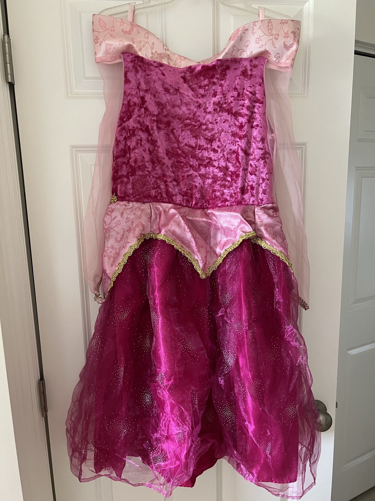 Picture 4 of 6