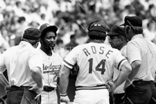 DS312 Pete Rose Reds & Jimmy Wynn Dodgers Baseball 8x10 11x14 16x20 Photo