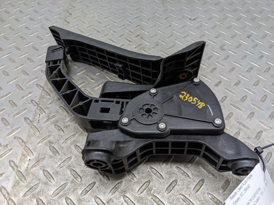 KIA OPTIMA 2011 2012 2013 2014 2015 PEDAL ACELERACIÓN GASOLINA 1151473 Foto 4 de 4