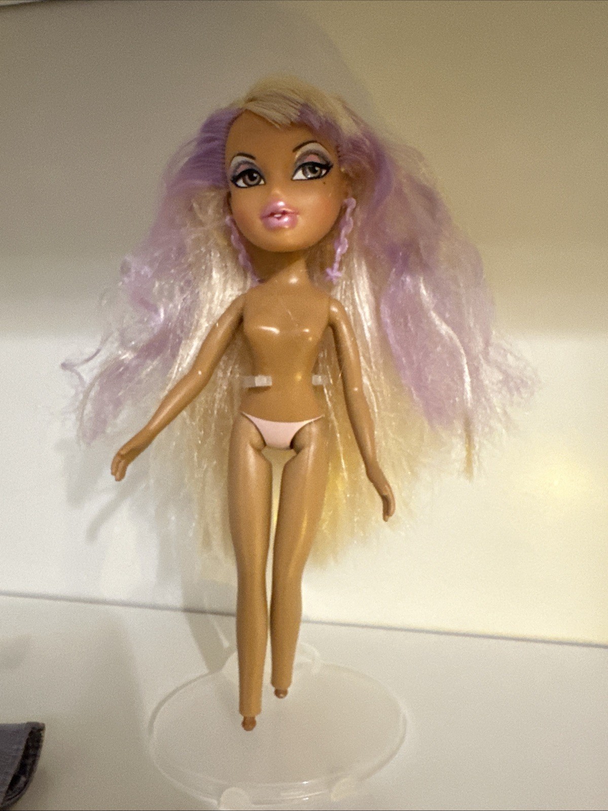 Bratz Platinum Shimmerz Yasmin Doll 2011 Nude with Jacket Earrings. No Shoes