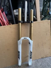 Here Are Some Fox 40 Kashima Coat Forks For 26” Wheels Not The 27.5” Wheels