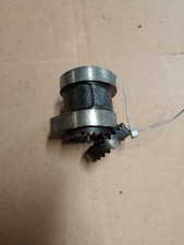 Nocken Einspritzpumpe Motor 2LD Güldner Fahr 