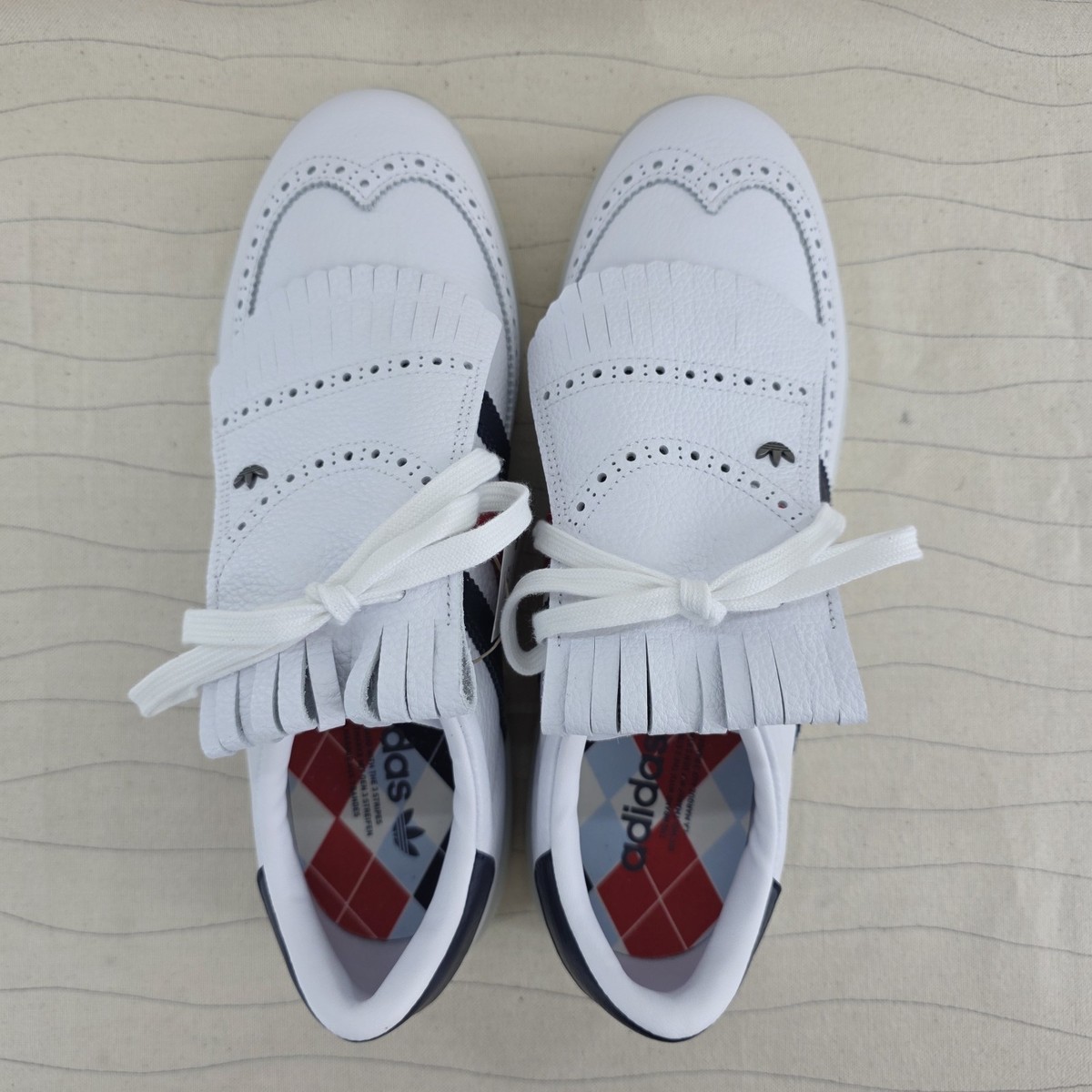 Adidas Mens Coursecup Soft Spikes White Leather Golf Shoes  display picture 2