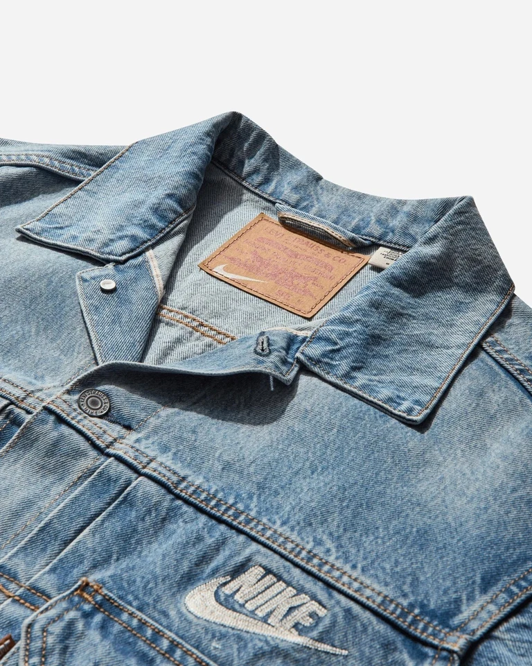 Levi’s® x Nike Trucker Jacket - Size Small - In Hand & Ships Immediately! - Image 4 of 4